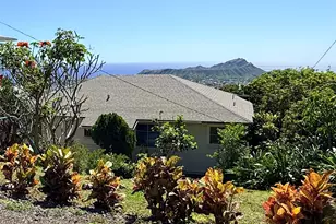 3655 Nihipali Pl, Honolulu, HI 96816 - Photo 2