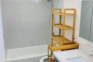 1226 Alexander St, Honolulu, HI 96826 - Photo 10