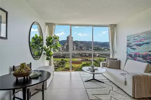 2211 Ala Wai Blvd, Honolulu, HI 96815 - Photo 2