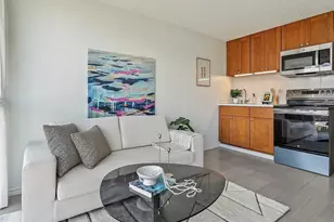 2211 Ala Wai Blvd, Honolulu, HI 96815 - Photo 4