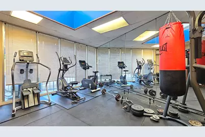 1535 Pensacola Street #605, Honolulu, HI 96822 - Photo 12