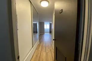 747 Amana St, Honolulu, HI 96814 - Photo 8