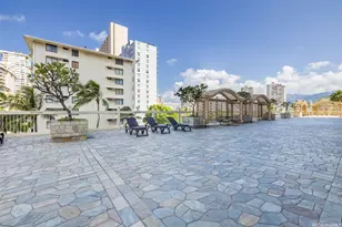 445 Seaside Ave, Honolulu, HI 96815 - Photo 22