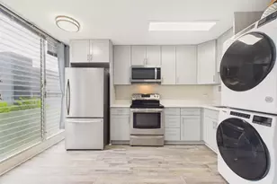 1456 Thurston Ave, Honolulu, HI 96822 - Photo 1