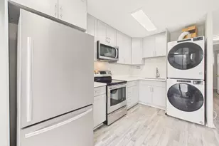 1456 Thurston Ave, Honolulu, HI 96822 - Photo 6