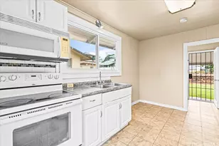 94-1122 Huakai St, Waipahu, HI 96797 - Photo 10