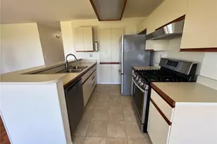 98-1961 A Kaahumanu St, Aiea, HI 96701 - Photo 4