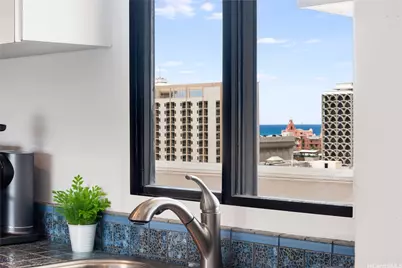 2121 Ala Wai Boulevard #1702, Honolulu, HI 96815 - Photo 8