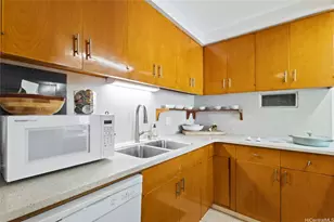 1350 Ala Moana Blvd, Honolulu, HI 96814 - Photo 8