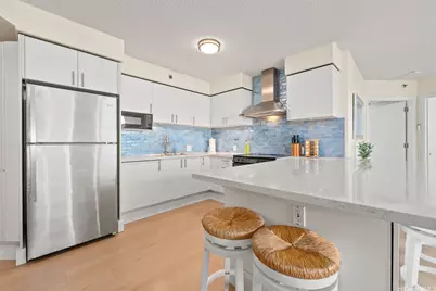 801 S King Street #1107, Honolulu, HI 96813 - Photo 2