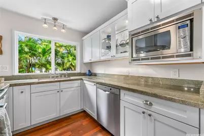 2956 Kaloaluiki Street #A, Honolulu, HI 96822 - Photo 8