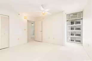 3009 Ala Makahala Pl, Honolulu, HI 96818 - Photo 10