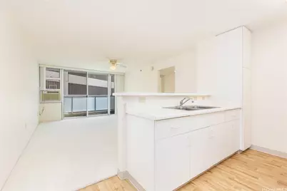 3009 Ala Makahala Place #504, Honolulu, HI 96818 - Photo 4