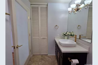 2140 Kuhio Avenue #2010, Honolulu, HI 96815 - Photo 12