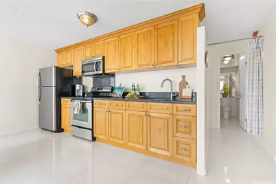 2421 Tusitala Street #602, Honolulu, HI 96815 - Photo 8