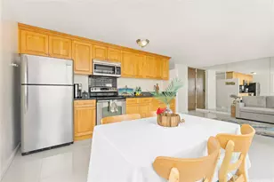 2421 Tusitala St, Honolulu, HI 96815 - Photo 10