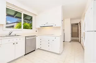 925 Waiholo St, Honolulu, HI 96821 - Photo 6