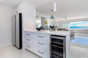 2895 Kalakaua Ave, Honolulu, HI 96815 - Photo 12