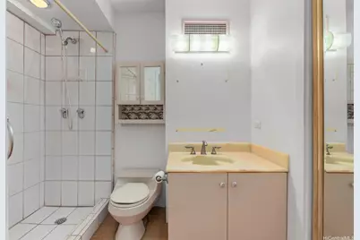 750 Amana Street #P2, Honolulu, HI 96814 - Photo 8