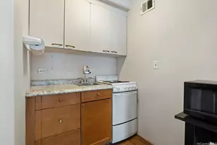 445 Kaiolu St, Honolulu, HI 96815 - Photo 8