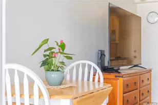445 Seaside Ave, Honolulu, HI 96815 - Photo 20