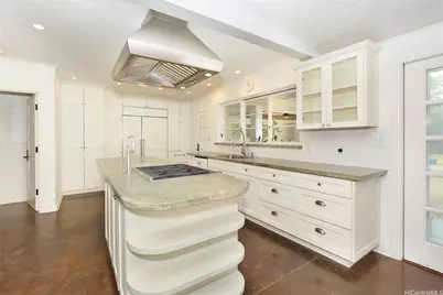 1116 Kealaolu Avenue, Honolulu, HI 96816 - Photo 2