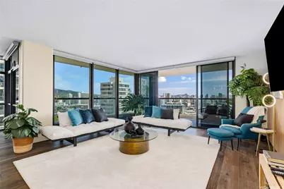 1015 Wilder Avenue #804, Honolulu, HI 96822 - Photo 2