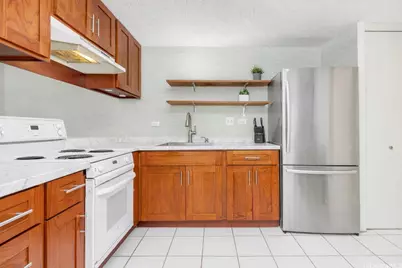 440 Lewers Street #402, Honolulu, HI 96815 - Photo 4