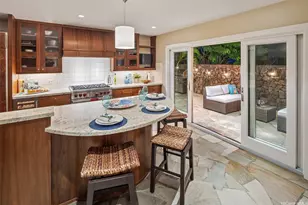 223 Kaalawai Pl, Honolulu, HI 96816 - Photo 6