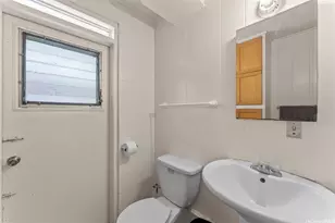 2105 Algaroba St, Honolulu, HI 96826 - Photo 16