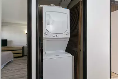 2440 Kuhio Avenue #2102, Honolulu, HI 96815 - Photo 12