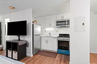 1060 Kamehameha Hwy, Pearl City, HI 96782 - Photo 1