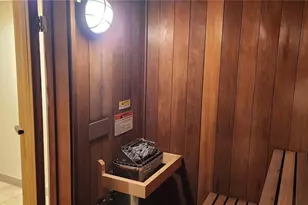 2410 E Cleghorn St, Honolulu, HI 96815 - Photo 8