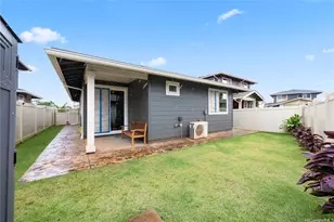 94-1251 Hale Halawai Dr, Waipahu, HI 96797 - Photo 20