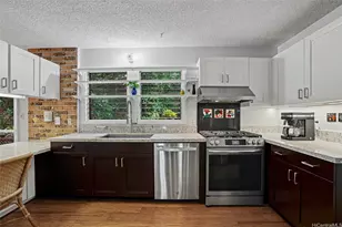 849 Hahaione St, Honolulu, HI 96825 - Photo 6