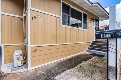 1926 Huina Street #Front house, Honolulu, HI 96817 - Photo 2