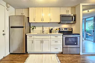 824 Kinau St, Honolulu, HI 96813 - Photo 2