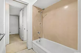 1160 Ala Napunani St, Honolulu, HI 96818 - Photo 10