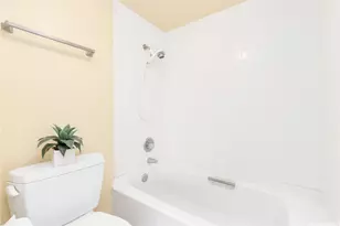 2600 Pualani Way, Honolulu, HI 96815 - Photo 18