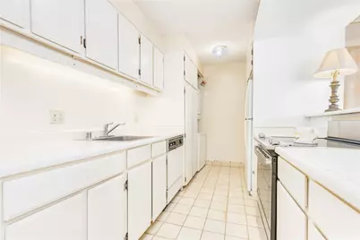 2600 Pualani Way #2502, Honolulu, HI 96815 - Photo 12