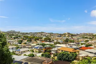 4152 Koko Dr, Honolulu, HI 96816 - Photo 4
