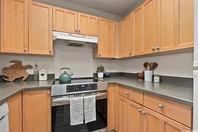 480 Mananai Place #12G, Honolulu, HI 96818 - Photo 8