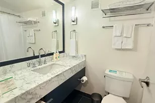 410 Atkinson Dr, Honolulu, HI 96814 - Photo 6
