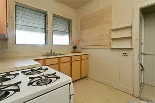 1812 Young St, Honolulu, HI 96826 - Photo 6
