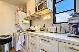 2410 Cleghorn St, Honolulu, HI 96815 - Photo 6