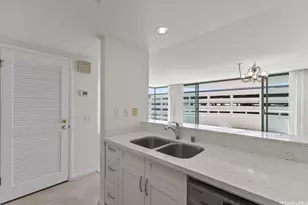 1341 Kapiolani Blvd, Honolulu, HI 96814 - Photo 8