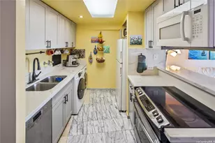 2333 Kapiolani Blvd, Honolulu, HI 96826 - Photo 2