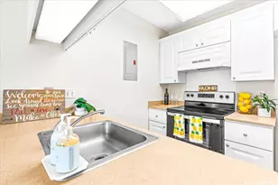 94-1404 Polani St, Waipahu, HI 96797 - Photo 12