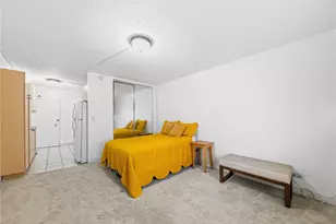 2442 Tusitala St, Honolulu, HI 96815 - Photo 6