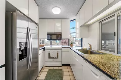 1212 Nuuanu Avenue #2402, Honolulu, HI 96817 - Photo 6